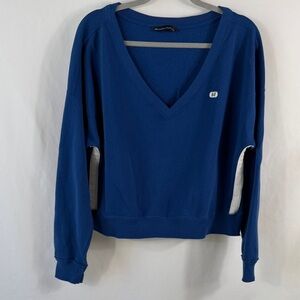 Abercrombie‎ & Fitch Womens Blue V-Neck Sweater White Stripe. Size L. Cropped